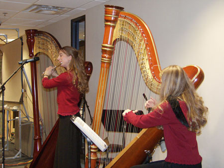 playing-at-aig-for-christmas.jpg